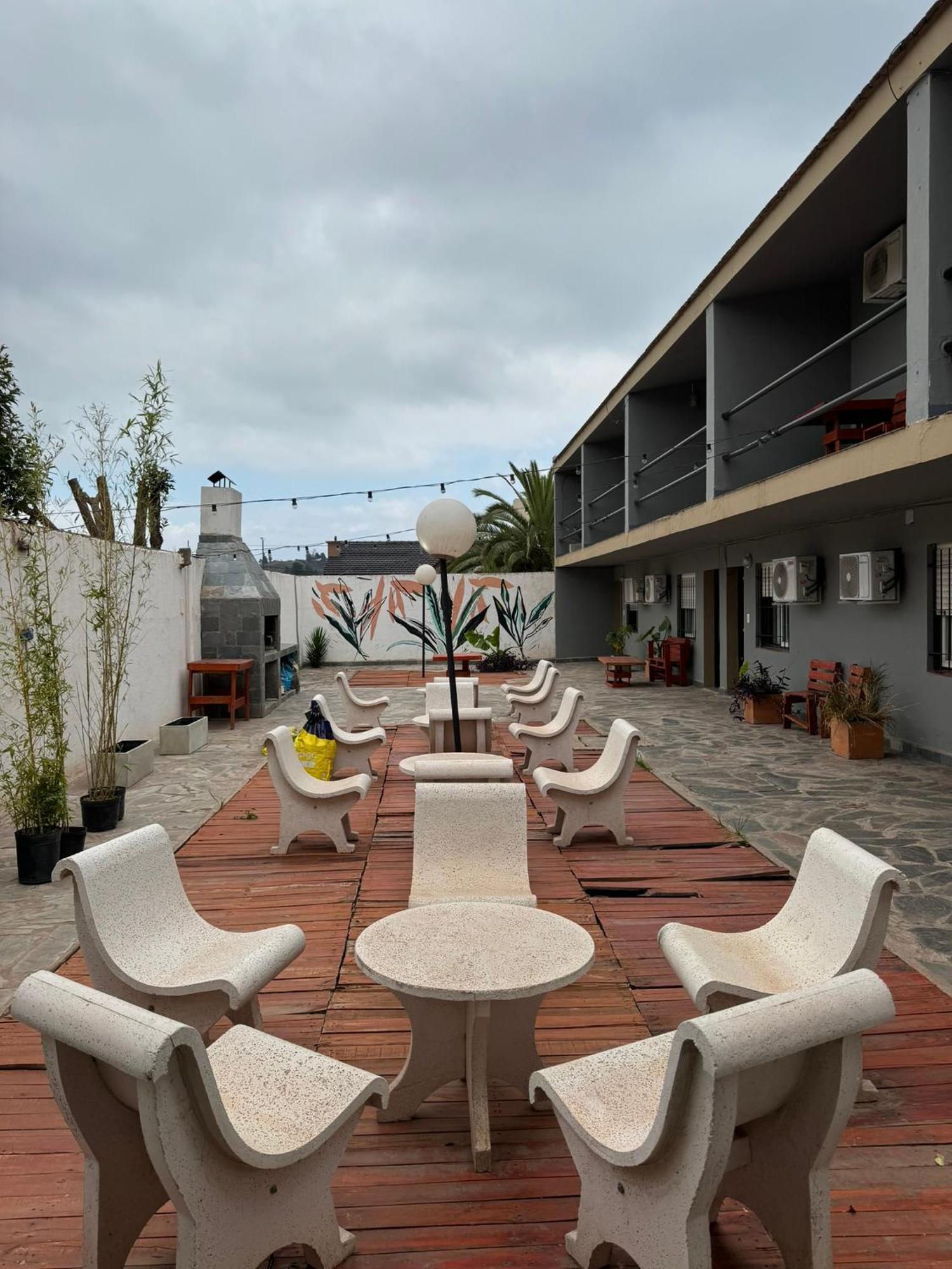 Hotel 4 Ases Embalse Exterior photo